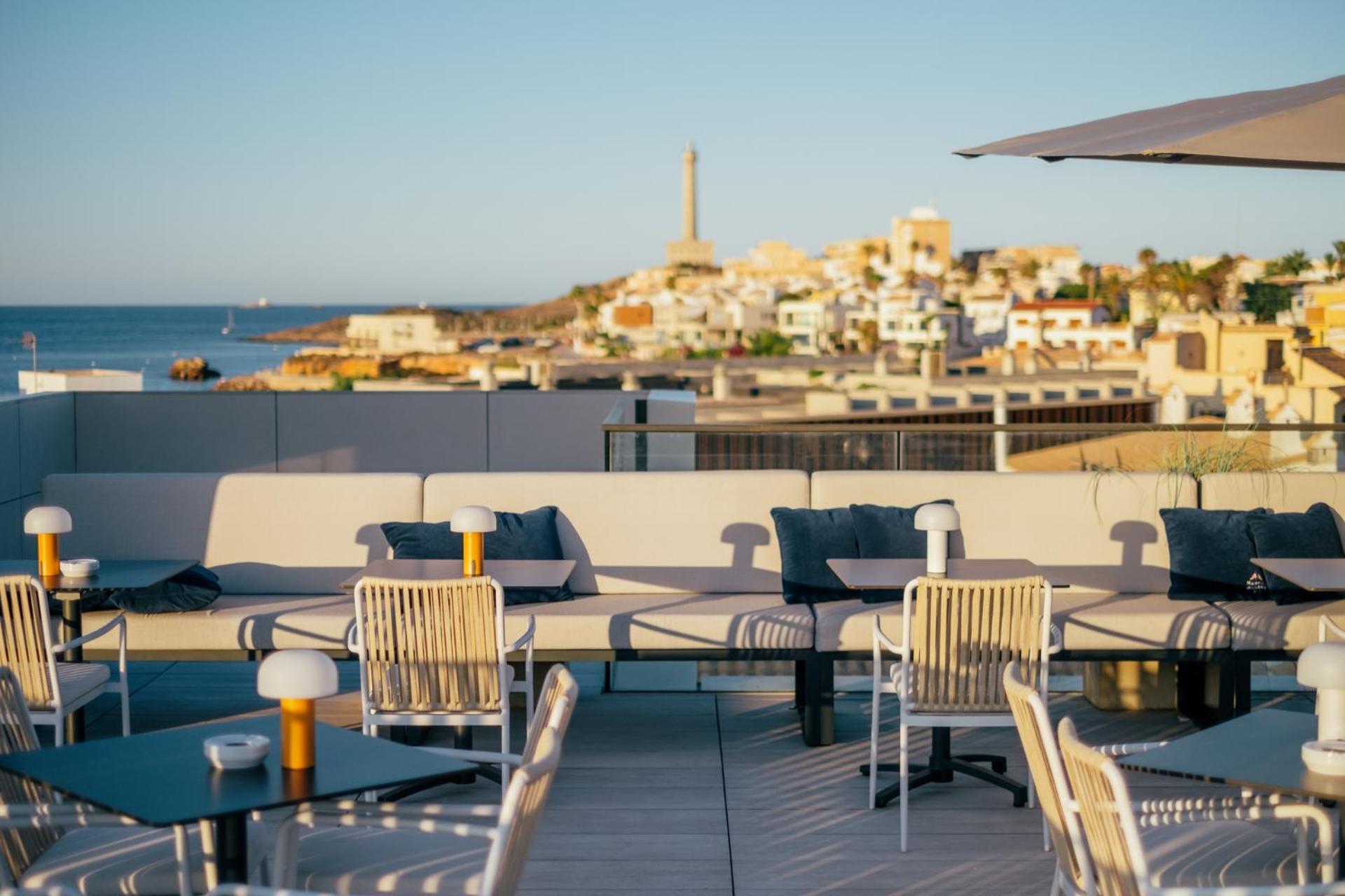 Cetina Puerto Hotel
