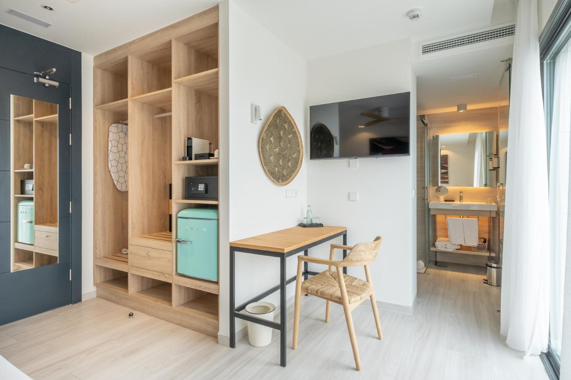 Cetina Puerto Hotel 3*