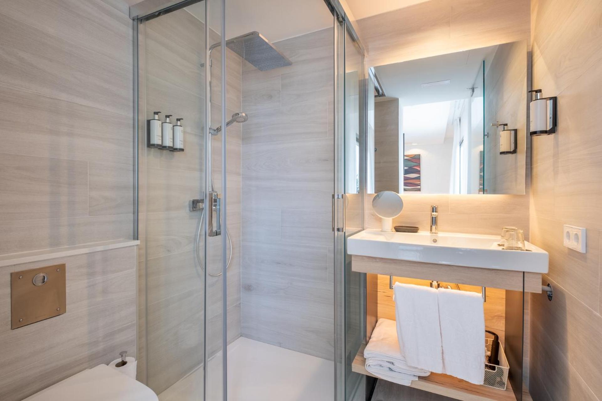 Hotel Cetina Puerto 3*
