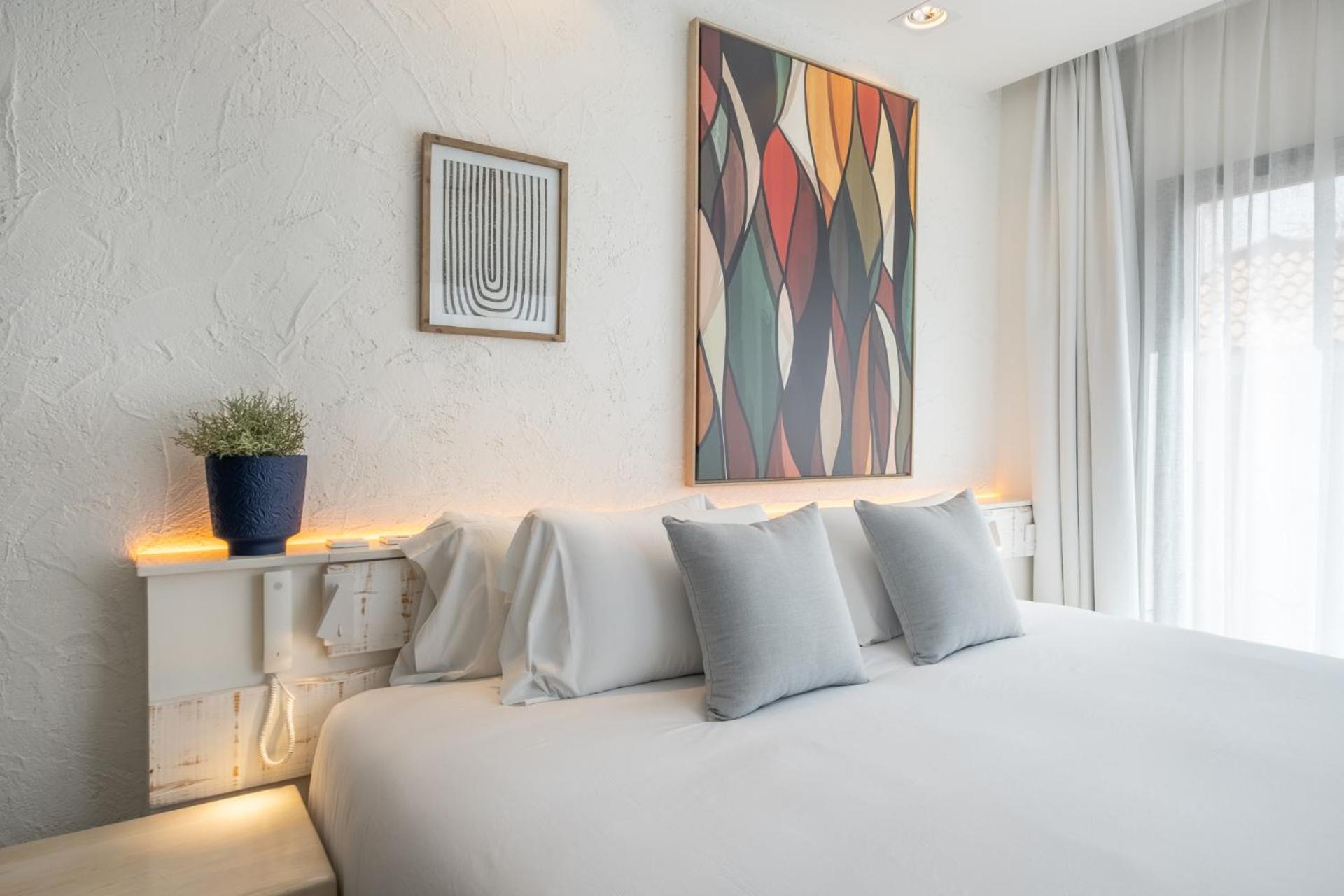 Cetina Puerto Hotel